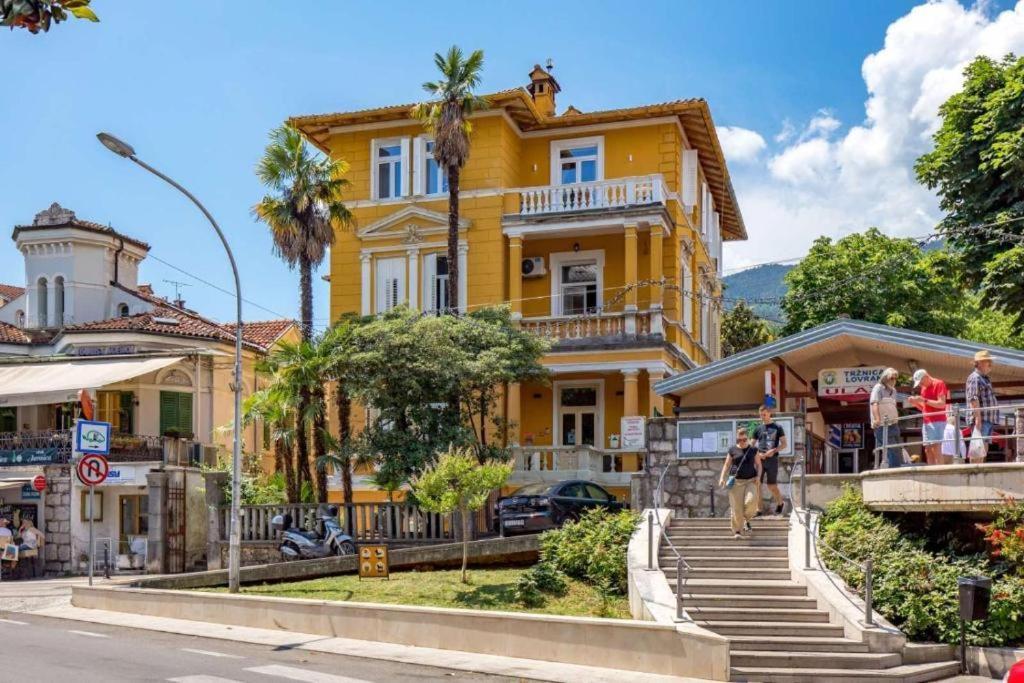 Apartman Barocco Lovran Exterior photo