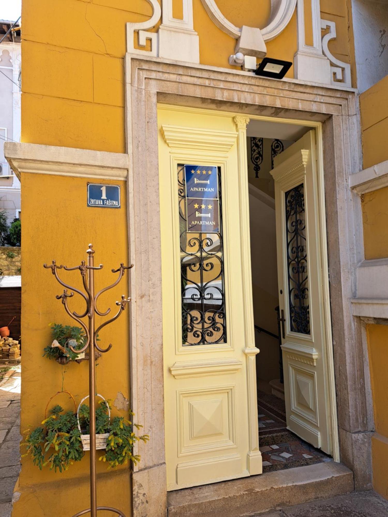 Apartman Barocco Lovran Exterior photo